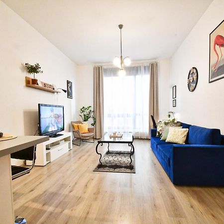 Moderny Byt V Sirsom Centre Apartman Pozsony Kültér fotó