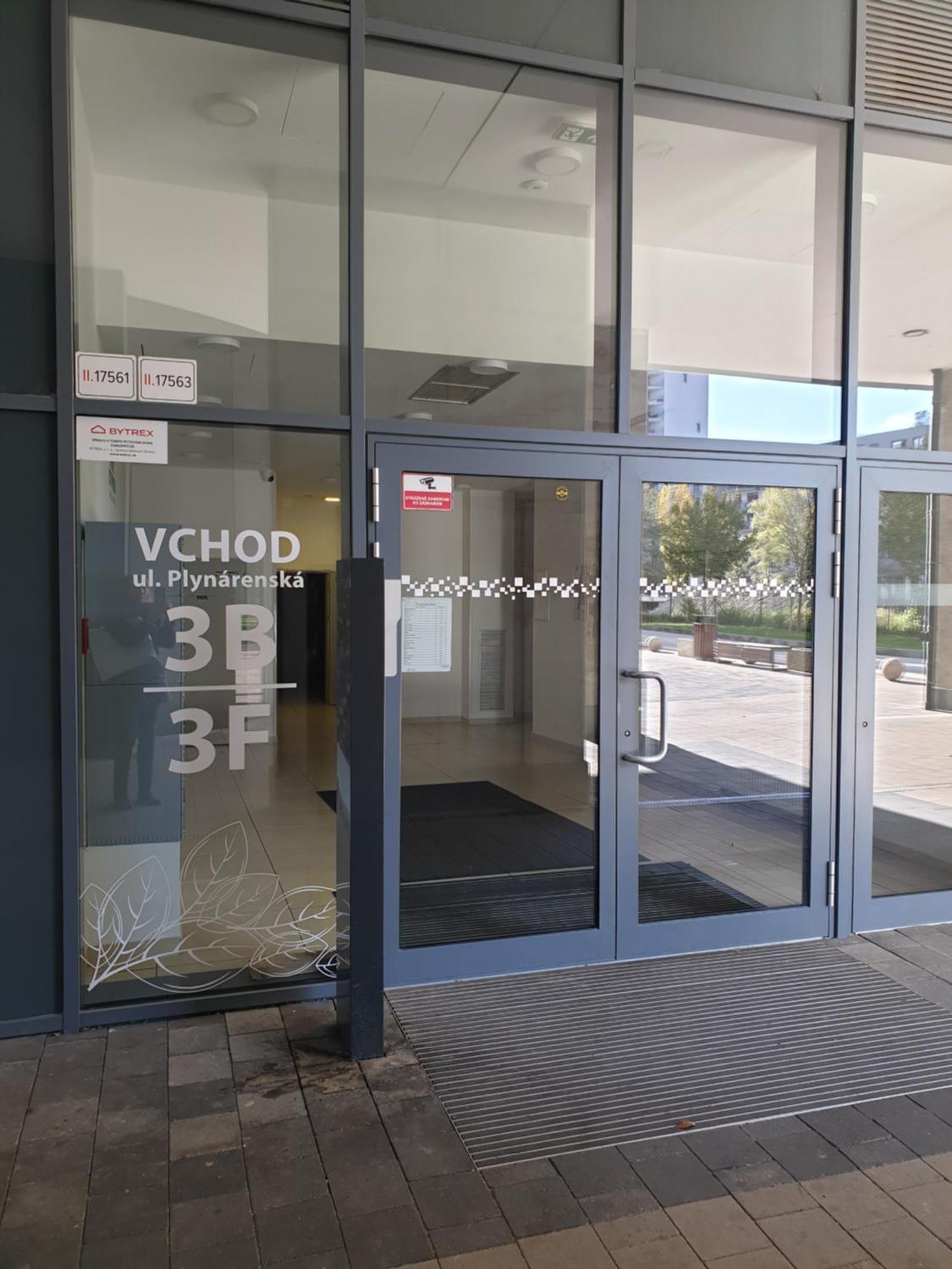 Moderny Byt V Sirsom Centre Apartman Pozsony Kültér fotó